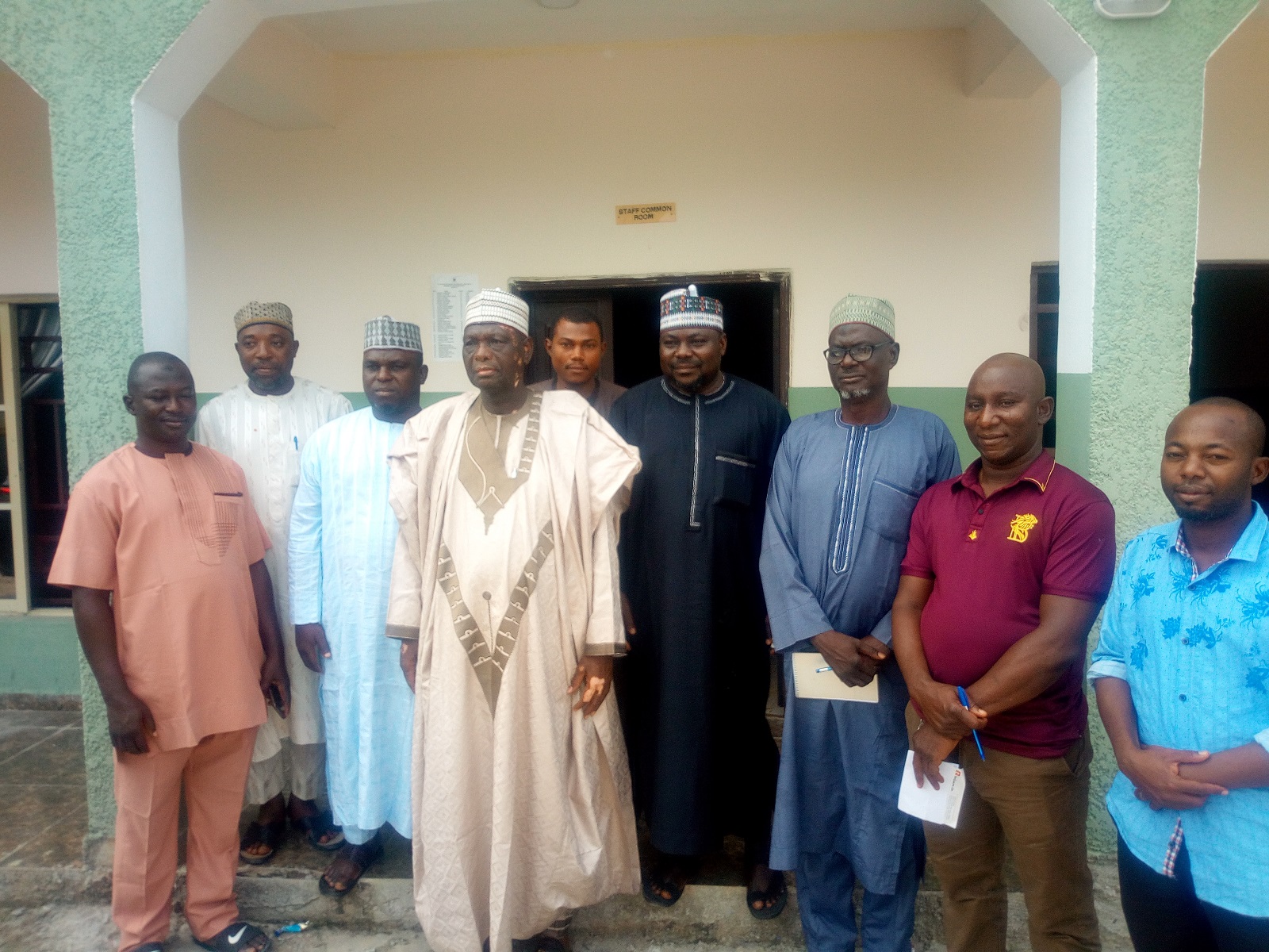 The Chairman of the Governing Council and Emir of Jiwa, HRH (Dr) Idris Musa MFR and Members of the Management Committee